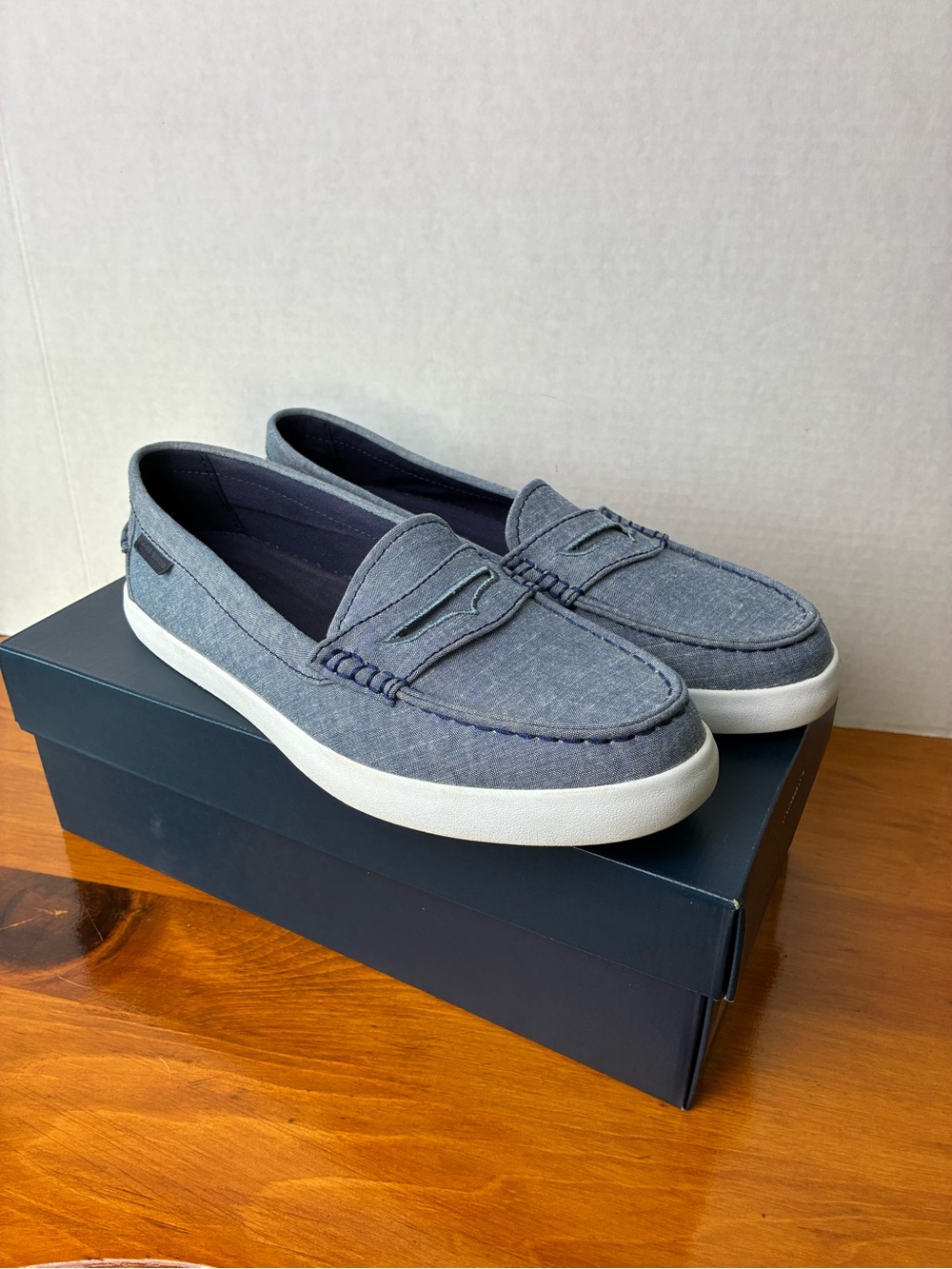 Cole Haan Nantucket Penny Loafer Women’s 9.5B Blue Peacoat Canvas Slip On